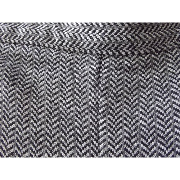 Alfred Dunner Dress Pant 8 x28"Inseam Herringbone Print ankle black gray chevron - Picture 4 of 6